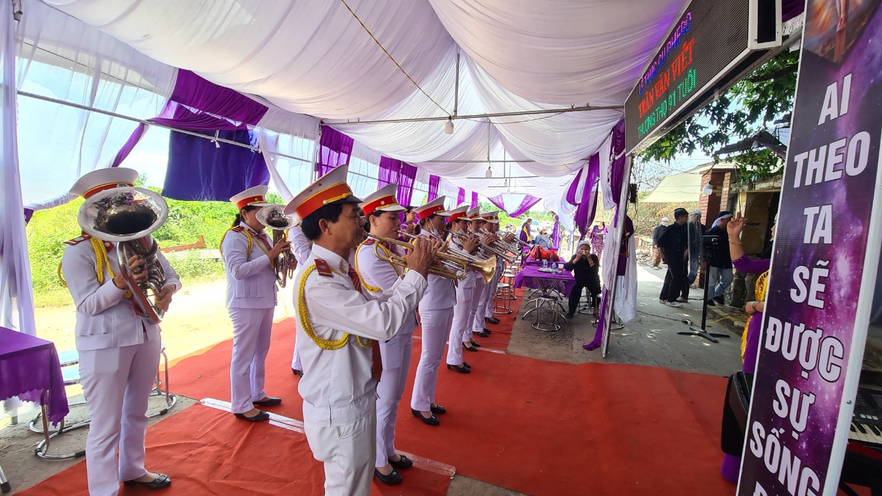 tổ chức tang lễ