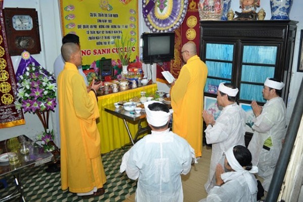 tổ chức tang lễ