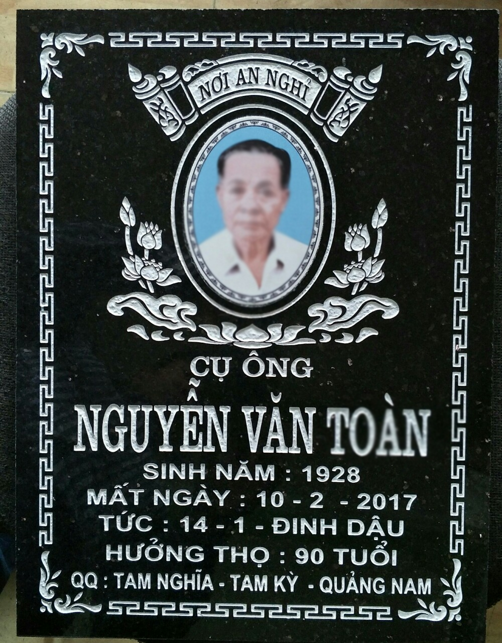 Tìm hiểu về các loại di ảnh và ý nghĩa của chúng trong tang lễ