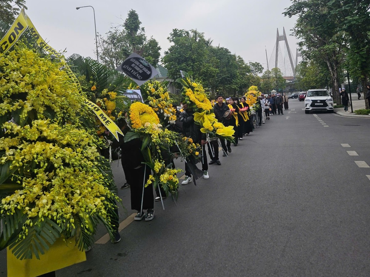 Tầm quan trọng của vòng hoa cho tang lễ