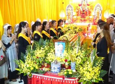 Hình ảnh về Tang lễ Hồng Phúc